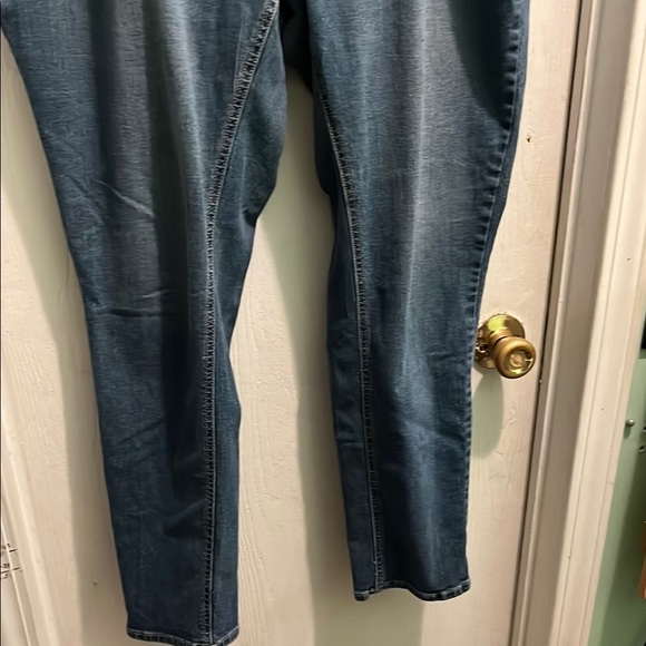 Est 1946 Blue Straight Leg Jeans with Faded Denim Look - Picture 2 of 8